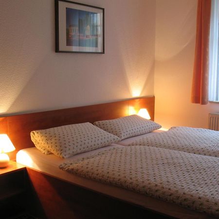 Pension Hinz & Kunz Веймар Екстер'єр фото