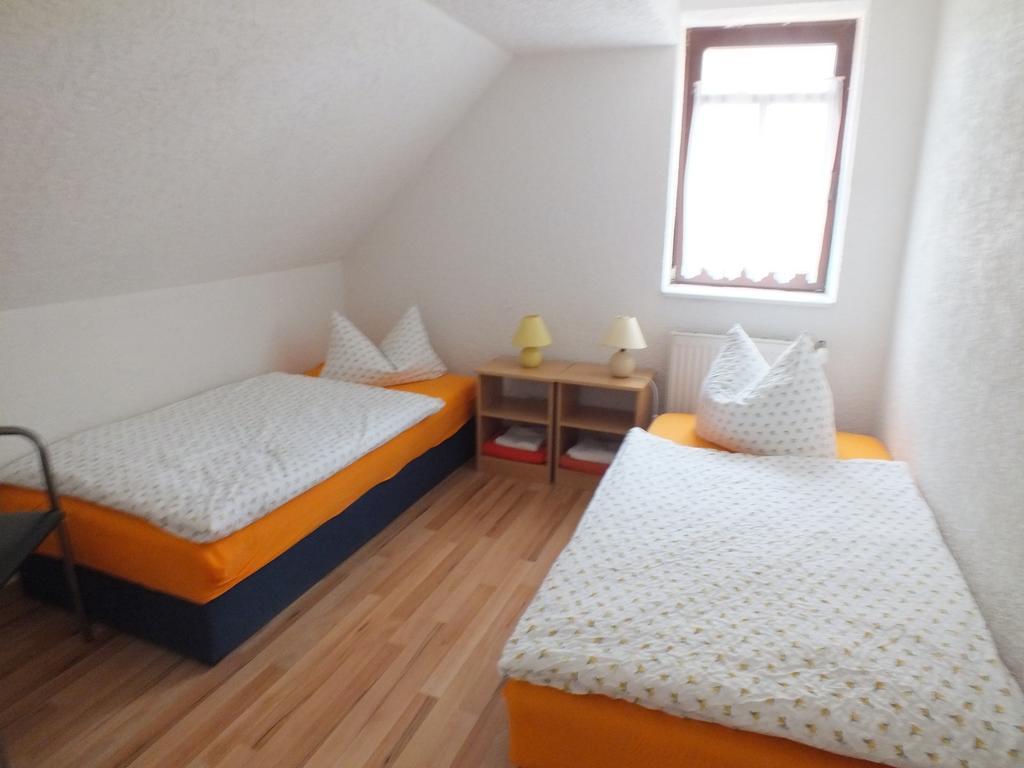 Pension Hinz & Kunz Веймар Номер фото