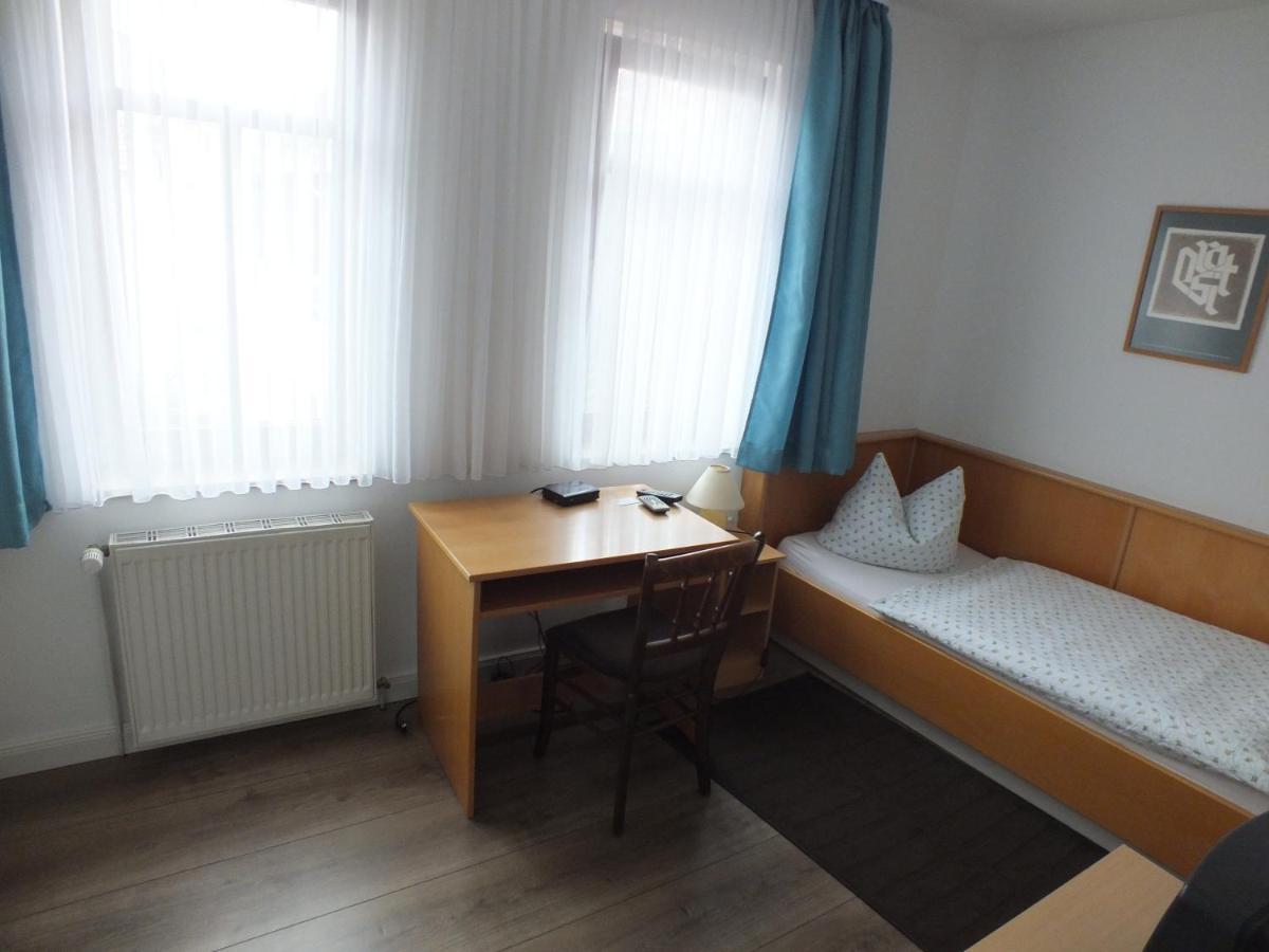 Pension Hinz & Kunz Веймар Номер фото
