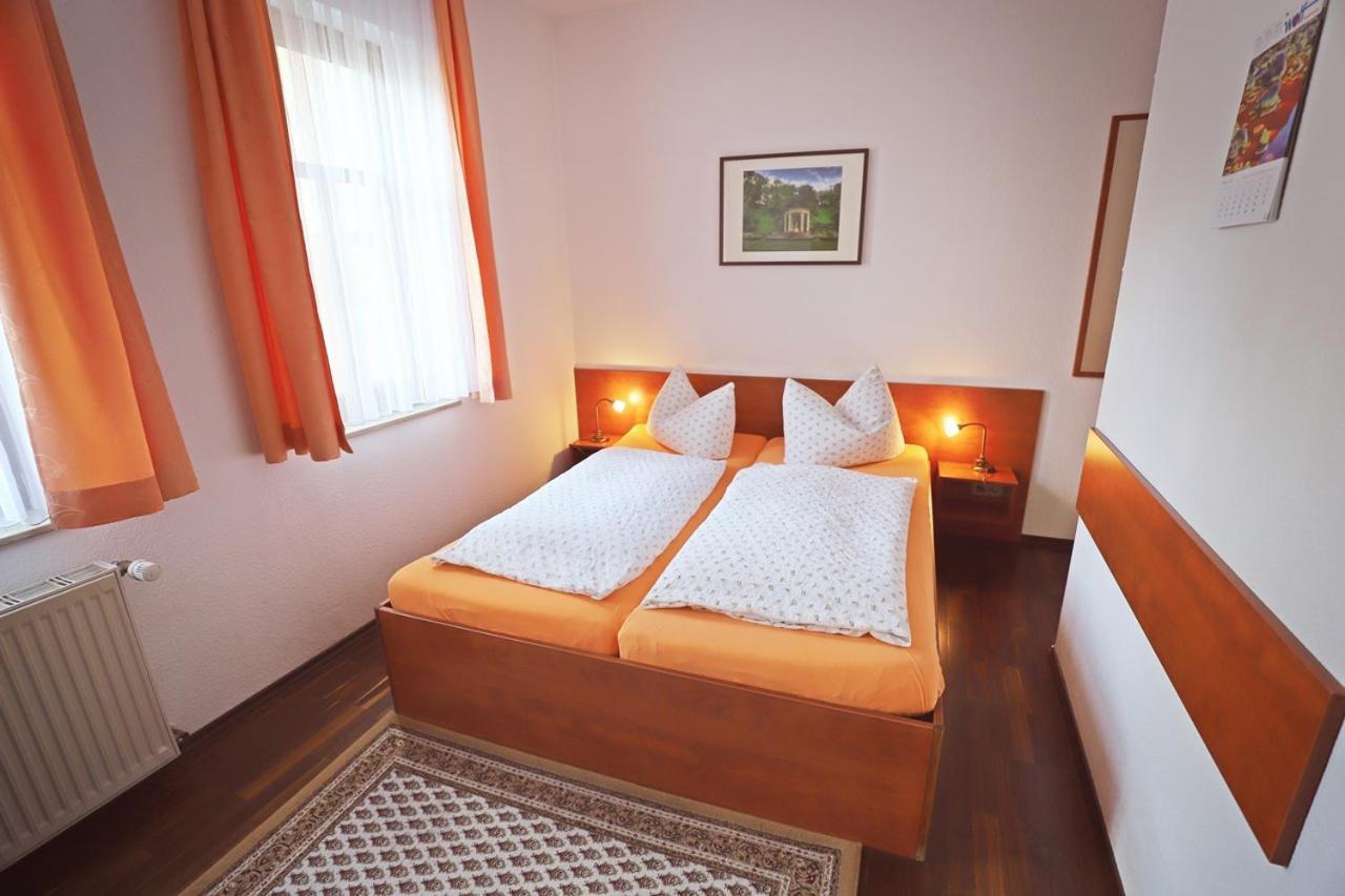 Pension Hinz & Kunz Веймар Екстер'єр фото