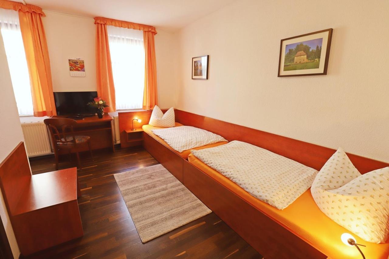 Pension Hinz & Kunz Веймар Екстер'єр фото